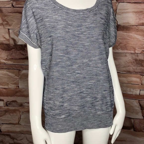 Ann Taylor (LOFT) short sleeve woman top size L - Picture 3 of 5